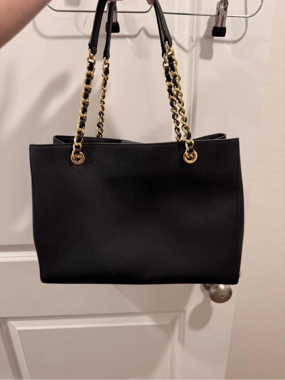 Authentic Michael Kors Susannah tote- black with Pom Pom charm - Picture 5 of 15